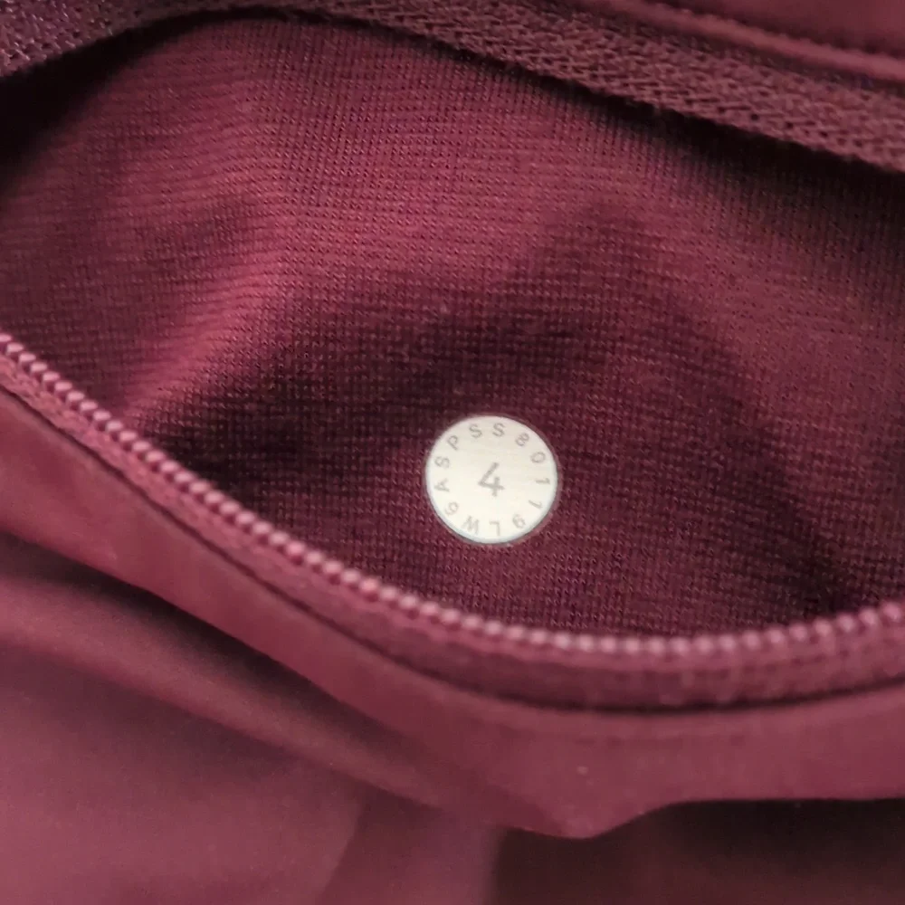 Lululemon Zip The Line Leggings Ruby Poppy Coral 23” Hi-Rise Nulux Size 4 - Picture 8 of 8